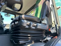 UNIK8334_2727065 vehicle image