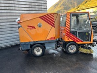 MERC9702_2719386 vehicle image