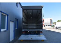 TOC1273_3038737 vehicle image