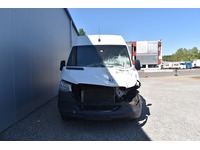 TOC1273_2901088 vehicle image