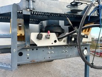 UNIK8334_2759739 vehicle image