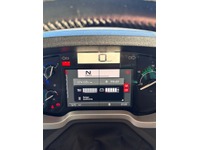 NFZA11_2882057 vehicle image