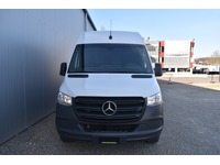 TOC1273_2848439 vehicle image