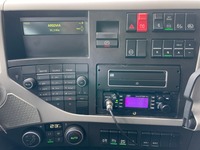 0083026 vehicle image