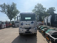 UNIK8334_2973236 vehicle image