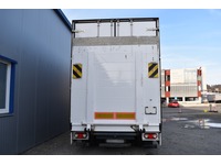 TOC1273_2825315 vehicle image