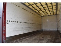 TOC1273_2883181 vehicle image