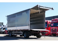 DOLD2821_3017863 vehicle image