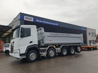 BIRR8757_2739891 vehicle image