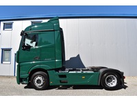 TOC1273_2725197 vehicle image