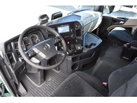 TOC1273_2725197 vehicle image