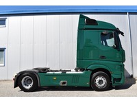TOC1273_2725197 vehicle image