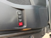 TMR8055_2752527 vehicle image