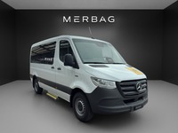 NFBE9310_2819915 vehicle image