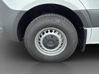 NFBE9310_2819915 vehicle image