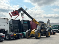 UNIK8334_3011980 vehicle image