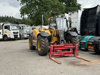 UNIK8334_3011980 vehicle image