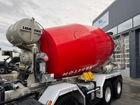 AGRO3463_2711581 vehicle image