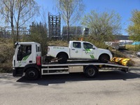 JAQU922_2309270 vehicle image