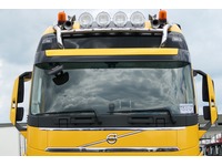 DOLD2821_2678412 vehicle image