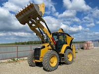 RINA4324_2917393 vehicle image