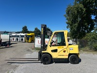 UNIK8334_2704732 vehicle image