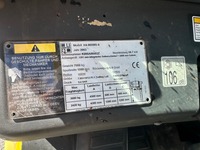 UNIK8334_2704732 vehicle image