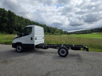 Kall37_2884623 vehicle image