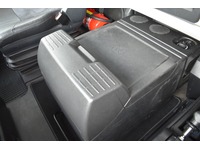 TOC1273_3053688 vehicle image