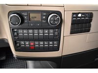 TOC1273_3053688 vehicle image