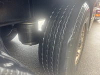 MBTR124_2775152 vehicle image