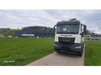 ROAE10352_2688928 vehicle image