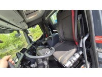 Rena3_2893913 vehicle image