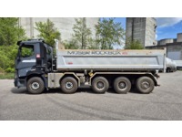 Rena3_2893913 vehicle image