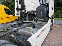 EBER138_2382442 vehicle image