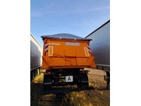 INTG9387_2755607 vehicle image