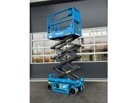 BISC10471_2736210 vehicle image