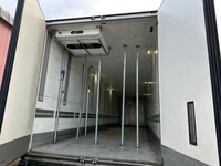 UNIK8334_2834867 vehicle image