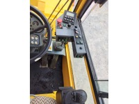 0543025 vehicle image