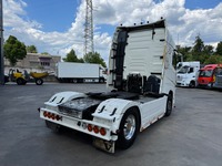 AGRO3463_2683644 vehicle image