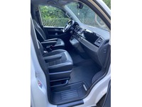 RINA4324_2917399 vehicle image