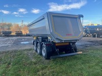 INTG9387_2761001 vehicle image