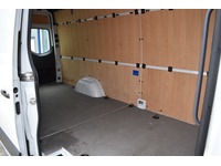 TOC1273_2989227 vehicle image