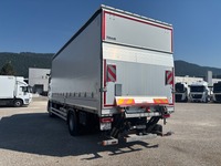 PEMA569_2949781 vehicle image