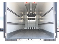 DOLD2821_3017638 vehicle image