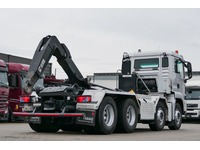 DOLD2821_2738899 vehicle image