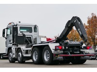 DOLD2821_2738899 vehicle image