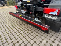 TMR8055_2752526 vehicle image