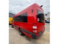 MILI9070_2891670 vehicle image