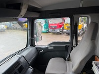 UNIK8334_2912814 vehicle image